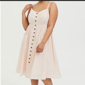 Torrid mid length blush linen spaghetti strap dress with front pockets size 1
